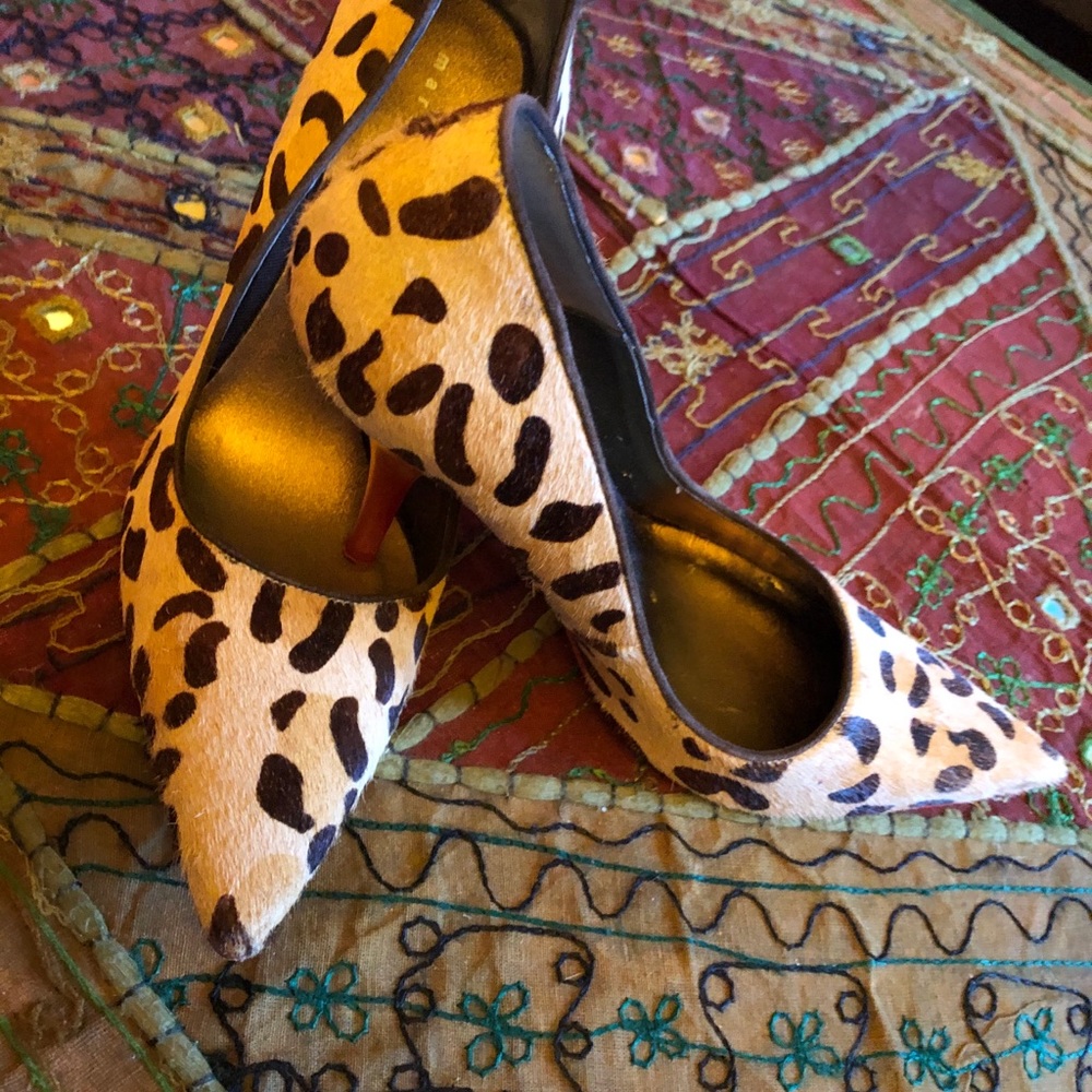 Medium hills shoes